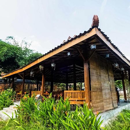 Oyo 3562 Pondok Inspirasi Minggir Klangkapang Exteriör bild